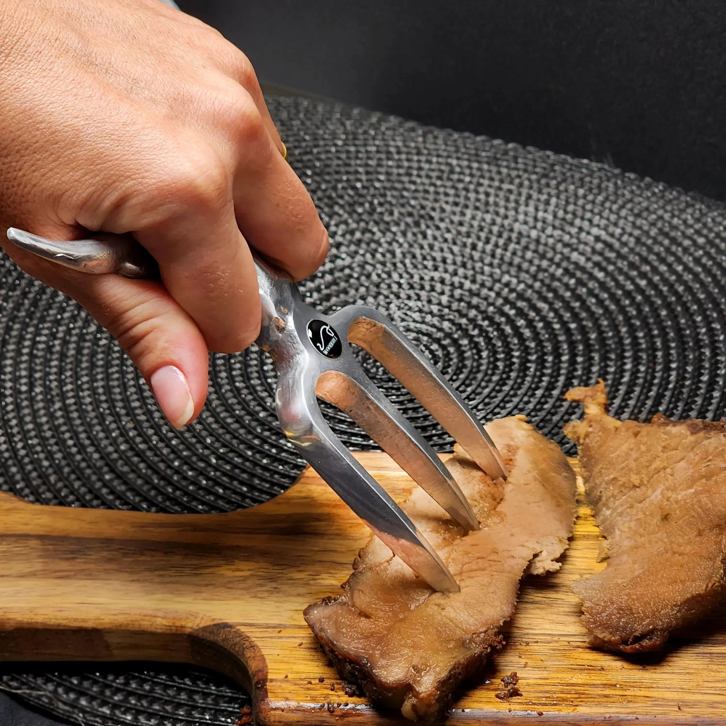 Garfo Tridente Churrasco c/ Garra de Urso Alumínio Personalizado