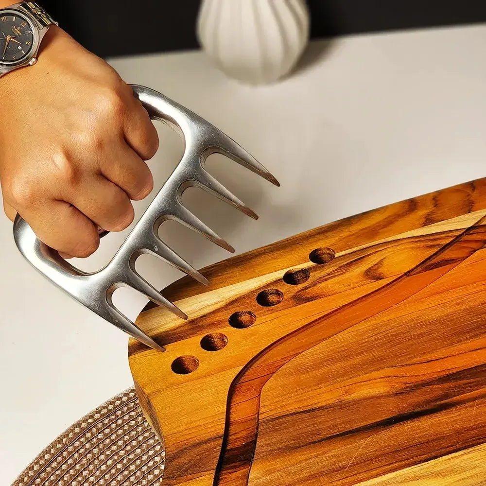 Tábua de Churrasco Personalizada Bbq Masters + Garra de Urso