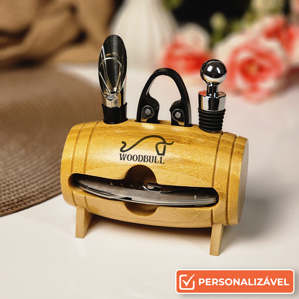 Kit para Vinho com 4 Peças e Suporte de Barril Decorativo