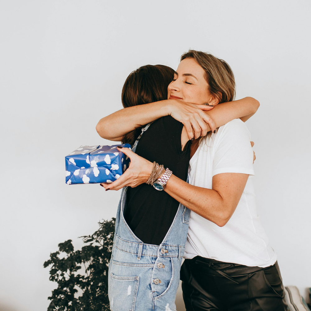 Camiseta Personalizada com Foto em Desenho Fine Line (IA)