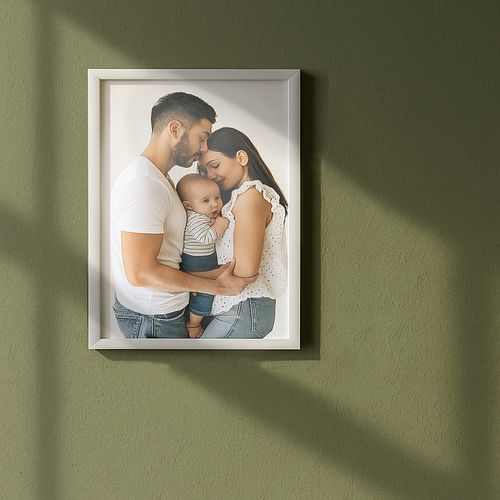 Porta Retrato Vertical 21X29.7 cm Personalizado c/ Vidro Preto/ Branco/ Prata